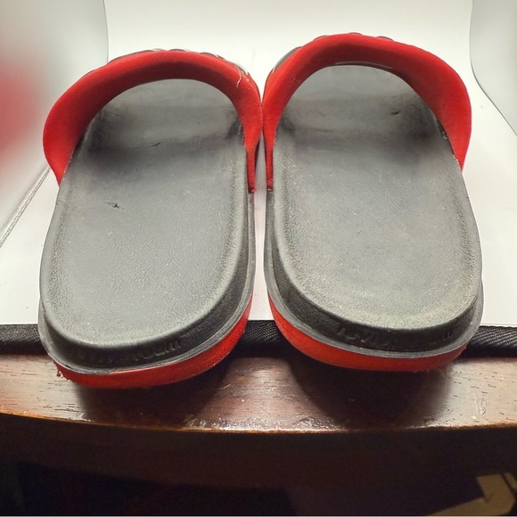 Nike Red and Black Slide Sandals size Men’s 8 - Picture 2 of 3